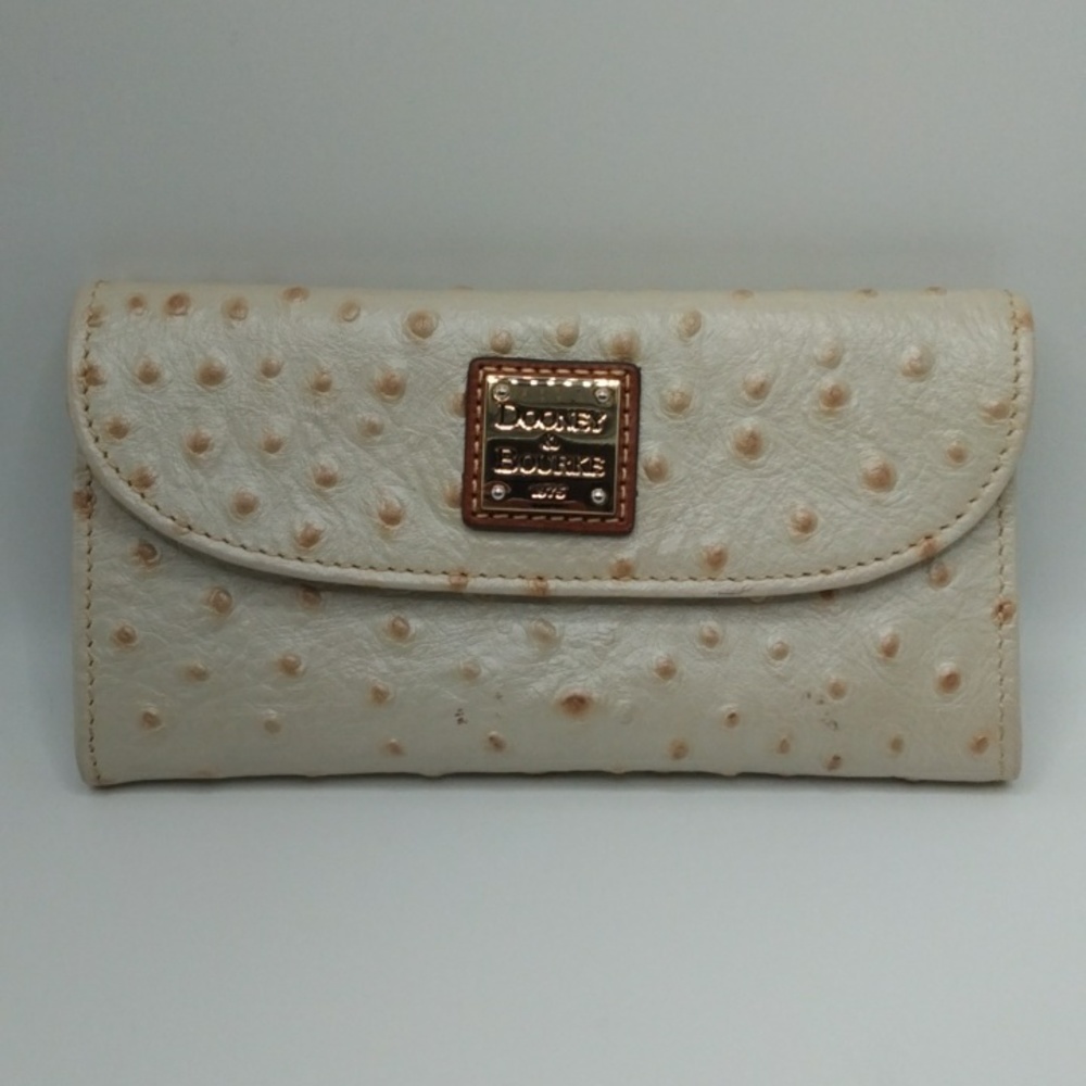 NWOT Dooney & Bourke Leather Wallet